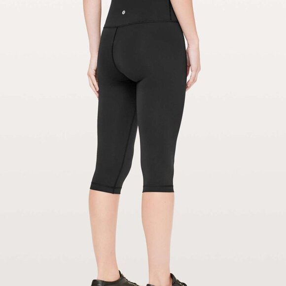 Lululemon Wunder Under Hi-Rise 1/2 Tight 17" Full On Luxtreme - Picture 3 of 7